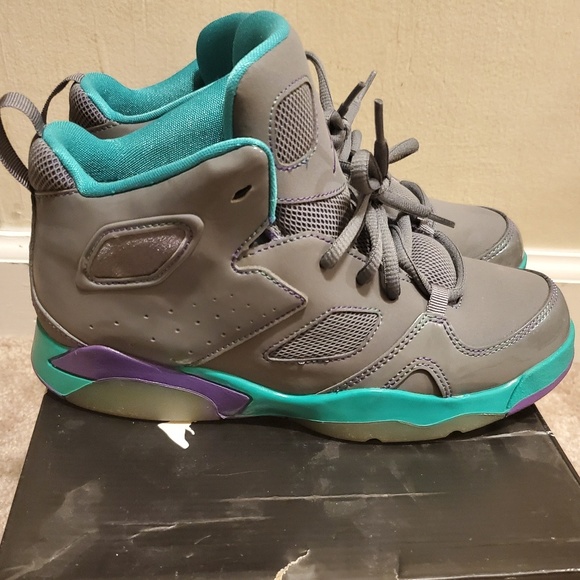 Girls Jordan FightClub '91 - Picture 2 of 4